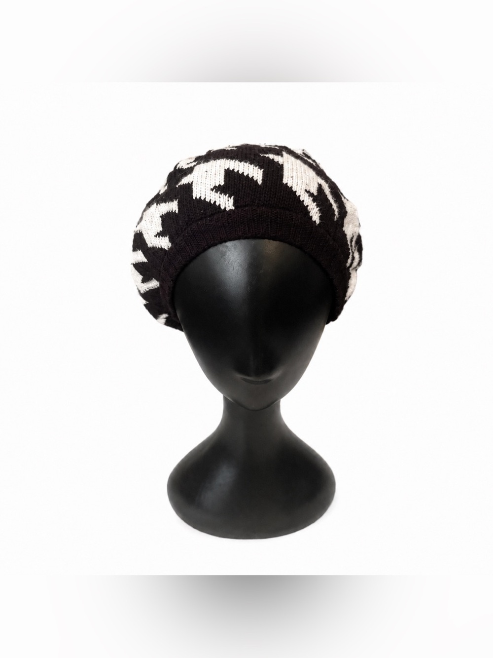 Black & White Houndstooth Knit Beret